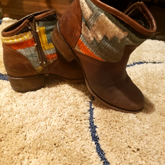 Freebird Kano bootie size 6 - Picture 5 of 14